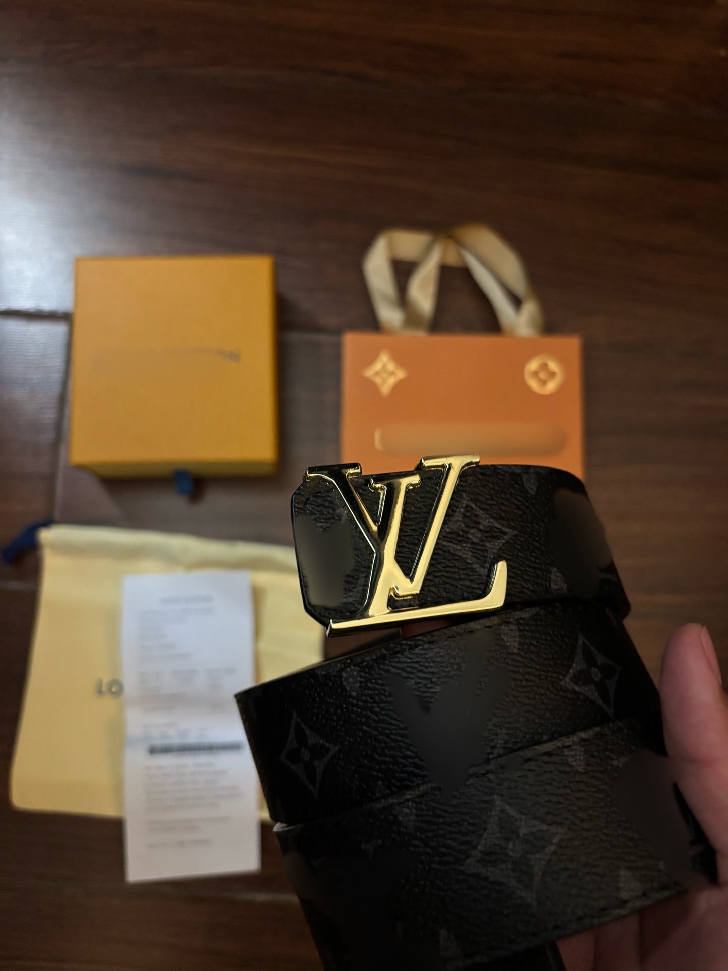 LV GOLD